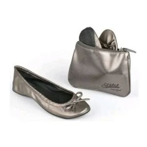 Sidekicks Heelin' Good Ballet Slippers for Emergency Relief - M / 7-8 - Silver